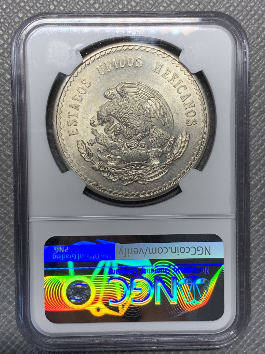 《竞宝斋》第143场-周日，周一 2场 (全场包邮) NGC-MS63 墨西哥1947年 印第安人头像5比索大银币 原光好品