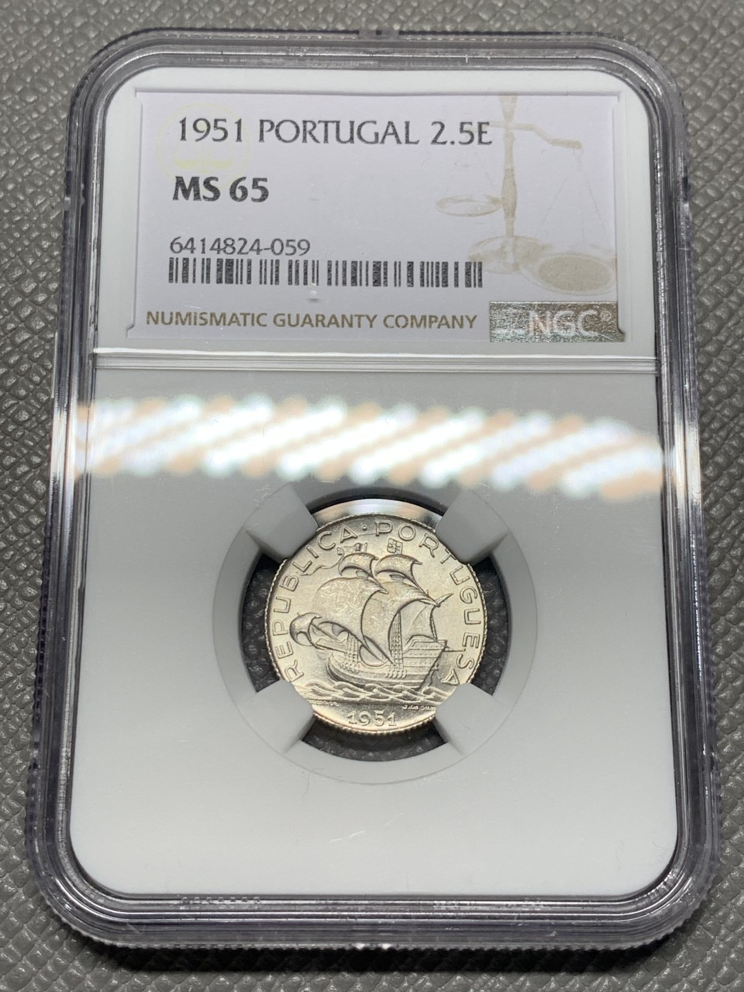 《竞宝斋》第143场-周日，周一 2场 (全场包邮) NGC-MS65 葡萄牙1951年 大帆船 2.5埃斯库多 银币 64分以上就难了