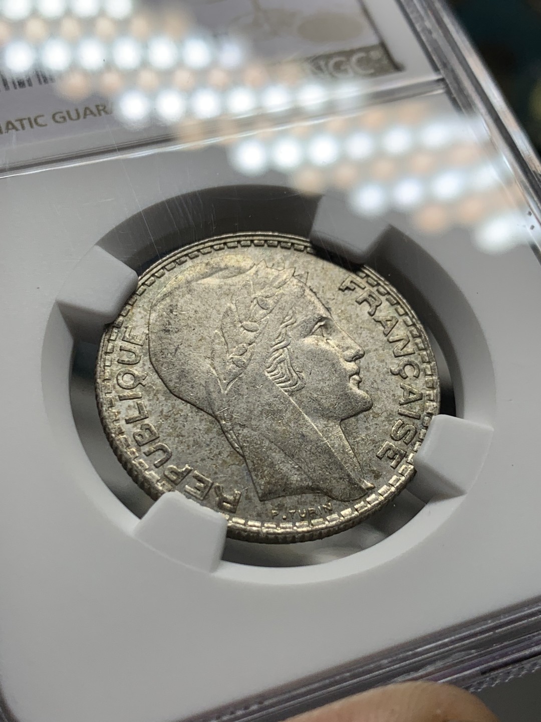 《竞宝斋》第143场-周日，周一 2场 (全场包邮) NGC-AU58 法国1938年 谷物女神10法郎银币 五彩包浆 低评