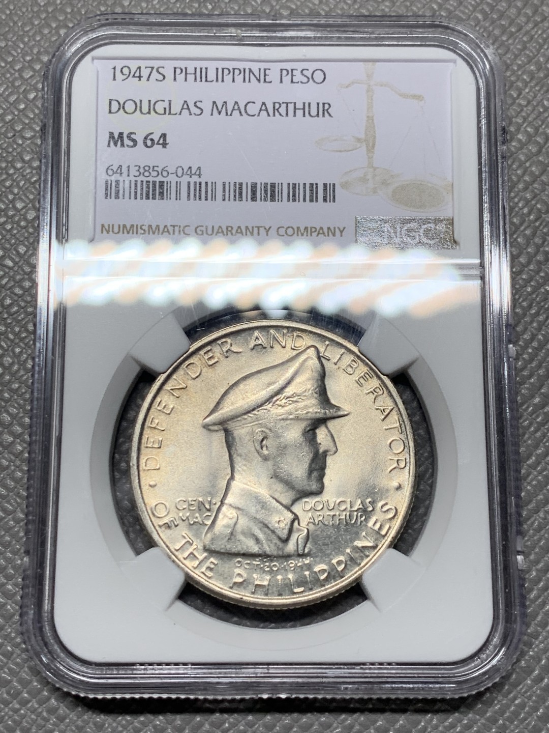 《竞宝斋》第143场-周日，周一 2场 (全场包邮) NGC-MS64 菲律宾 1947年 麦克阿瑟1比索大银币 顶级好品