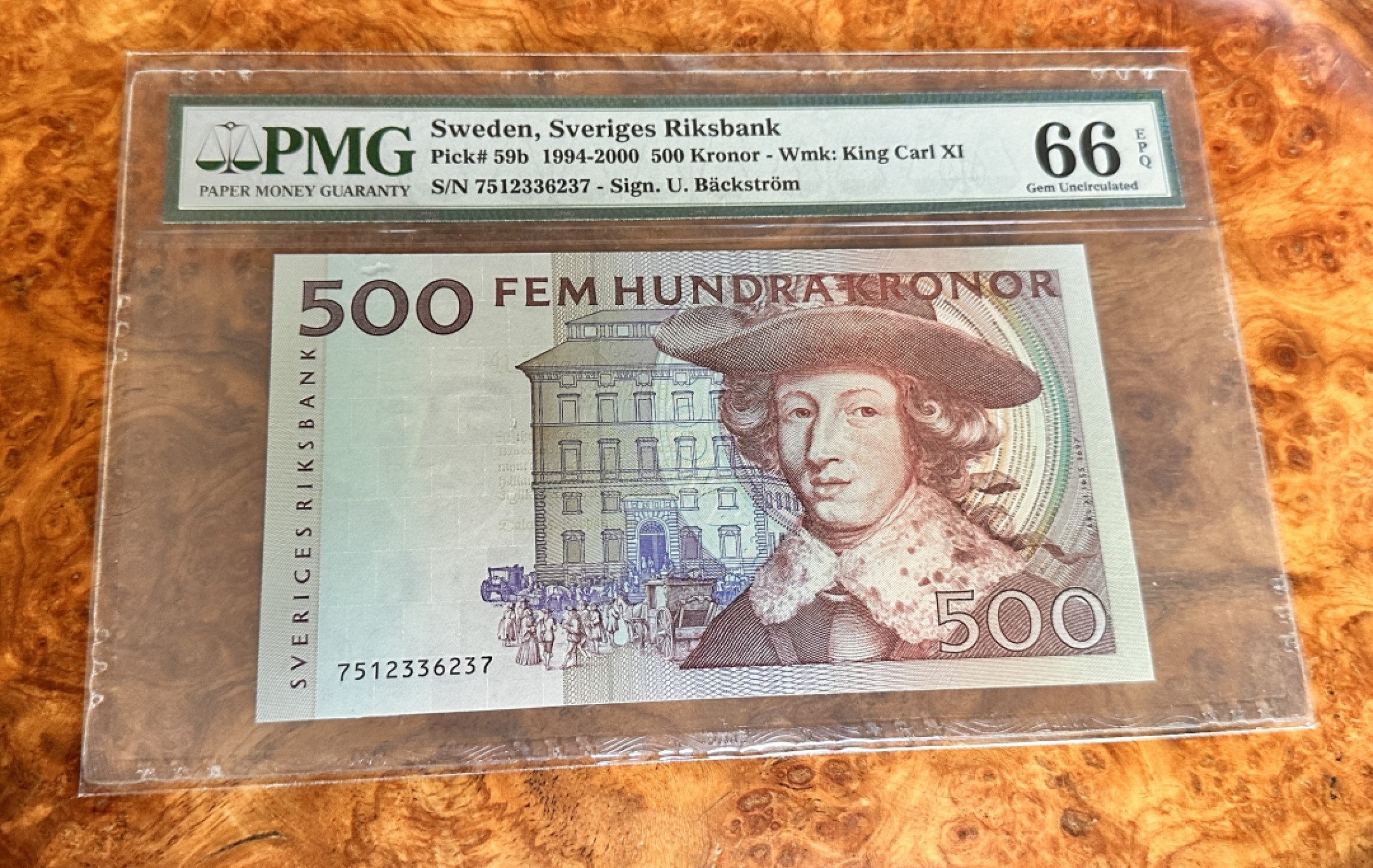 Chase Auction 第19期 - - 外钞、民国钞和人民币混合场！ 1994年瑞典500克朗，PMG66，红卡尔，卡尔十一世，无全息版，号码无4！