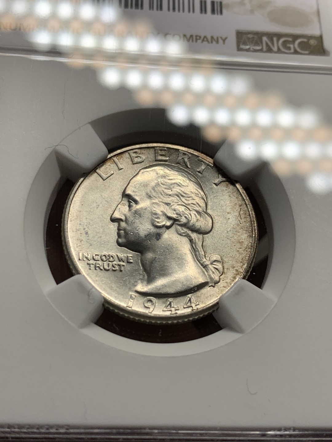 《竞宝斋》第143场-周日，周一 2场 (全场包邮) NGC-MS63 美国1944年 1/4美元银币 顶级好品