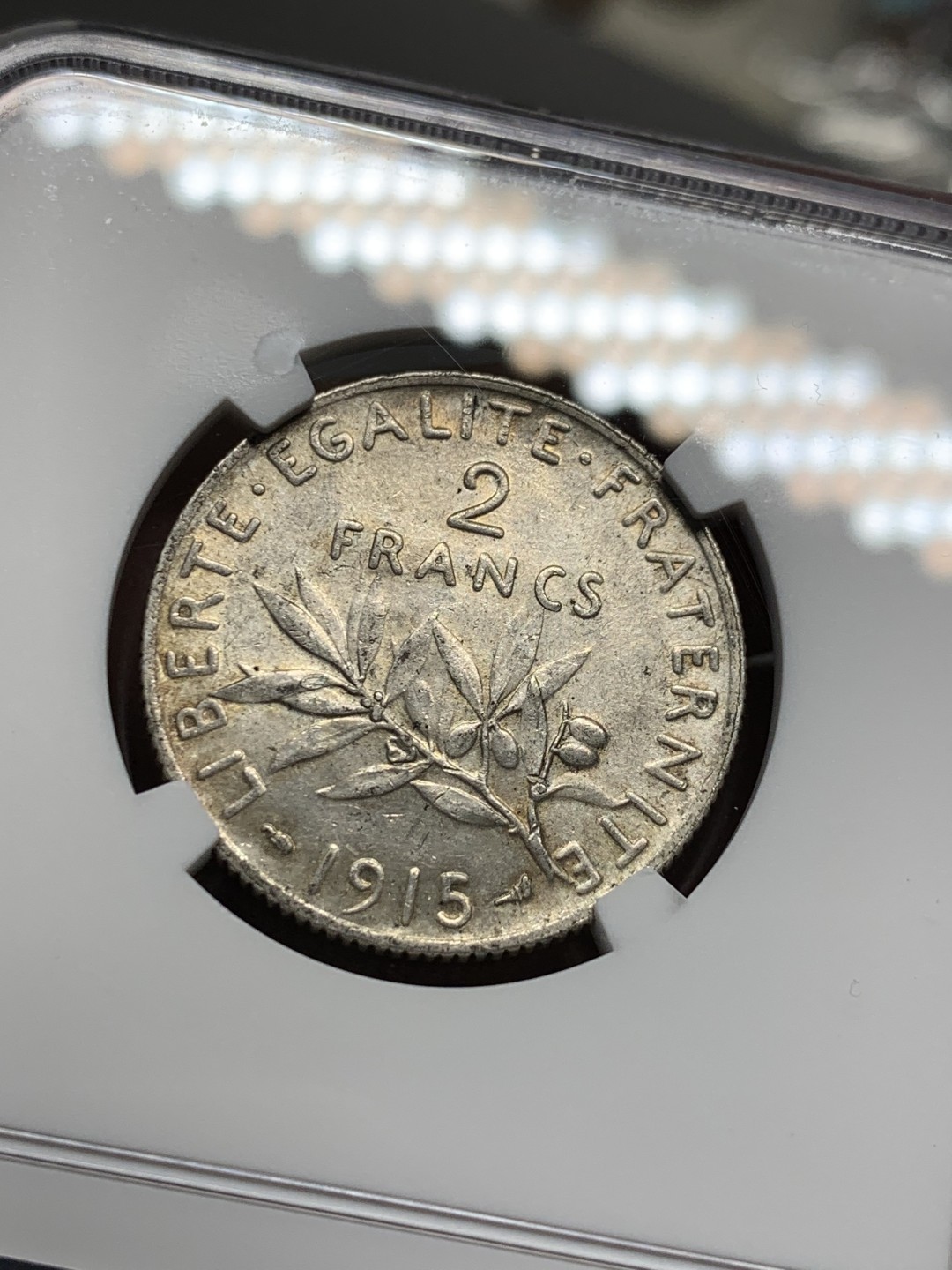 《竞宝斋》第143场-周日，周一 2场 (全场包邮) NGC-MS61 法国1915年 播种女神 2法郎银币 