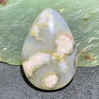 高玉化樱花玛瑙水滴型吊坠一个， - 高玉化樱花玛瑙水滴型吊坠一个，