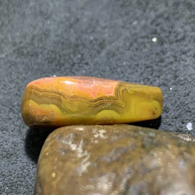 精美战国红玛瑙冰飘吊坠一个， 精美战国红玛瑙冰飘吊坠一个，