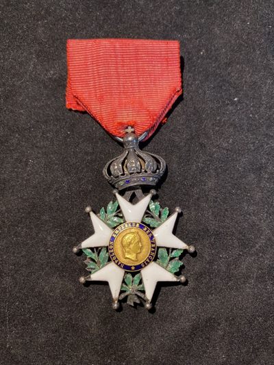 盛世勋华——号角文化勋章专场拍卖第94期 - 法国第二帝国版骑士级荣誉军团勋章 银制 中间为金制