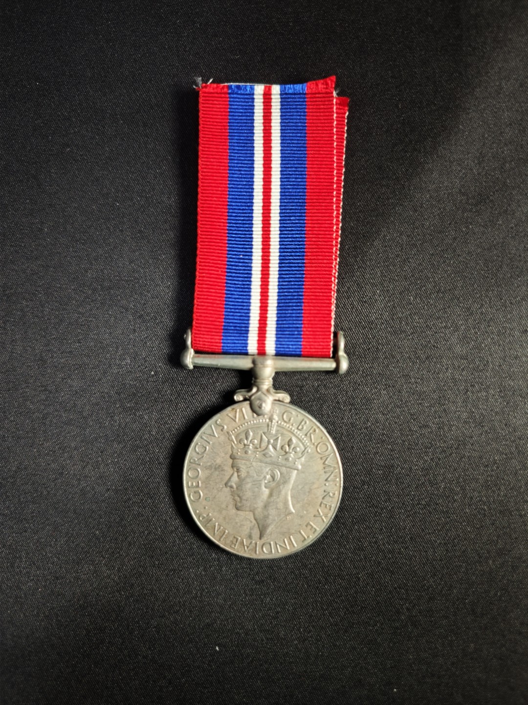 世界精品徽章首拍专场 英国二战战争纪念章，带边铭