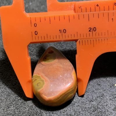 精美战国红玛瑙冰飘吊坠一个， 精美战国红玛瑙冰飘吊坠一个，