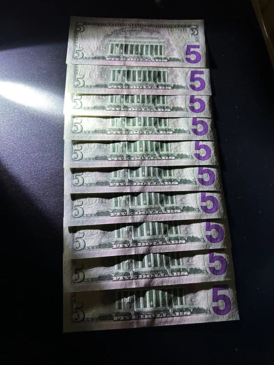 《外钞收藏家》第二百五十一期 5美元 标准10连号 全新UNC