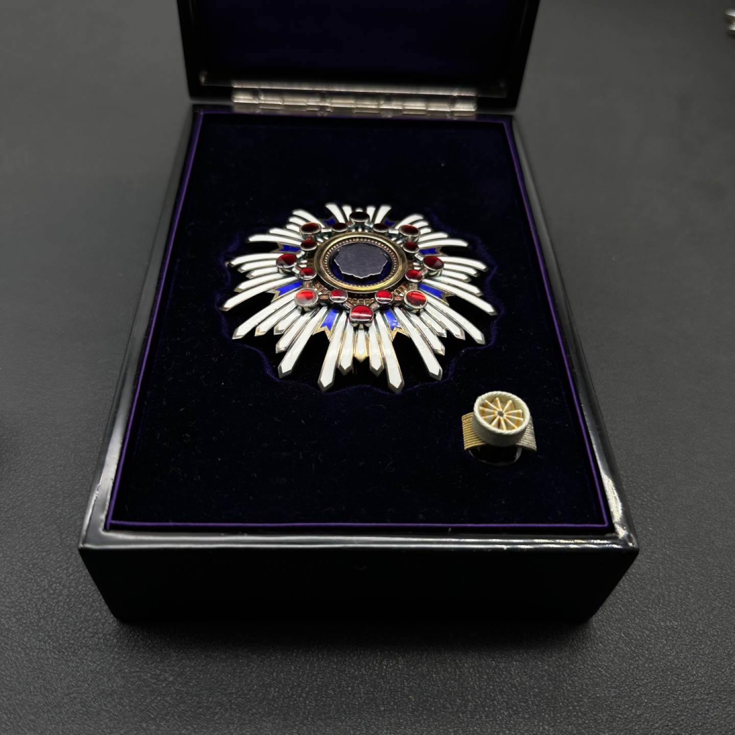 交易所3.18勋章拍卖