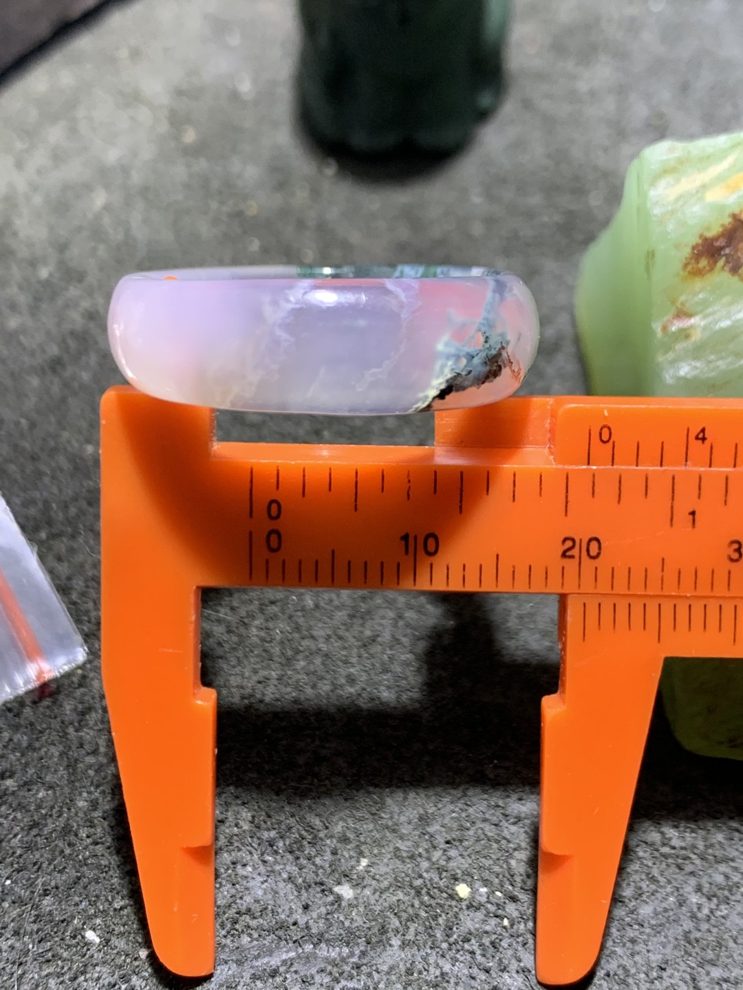冰透高润度水草玛瑙通货戒指三个，