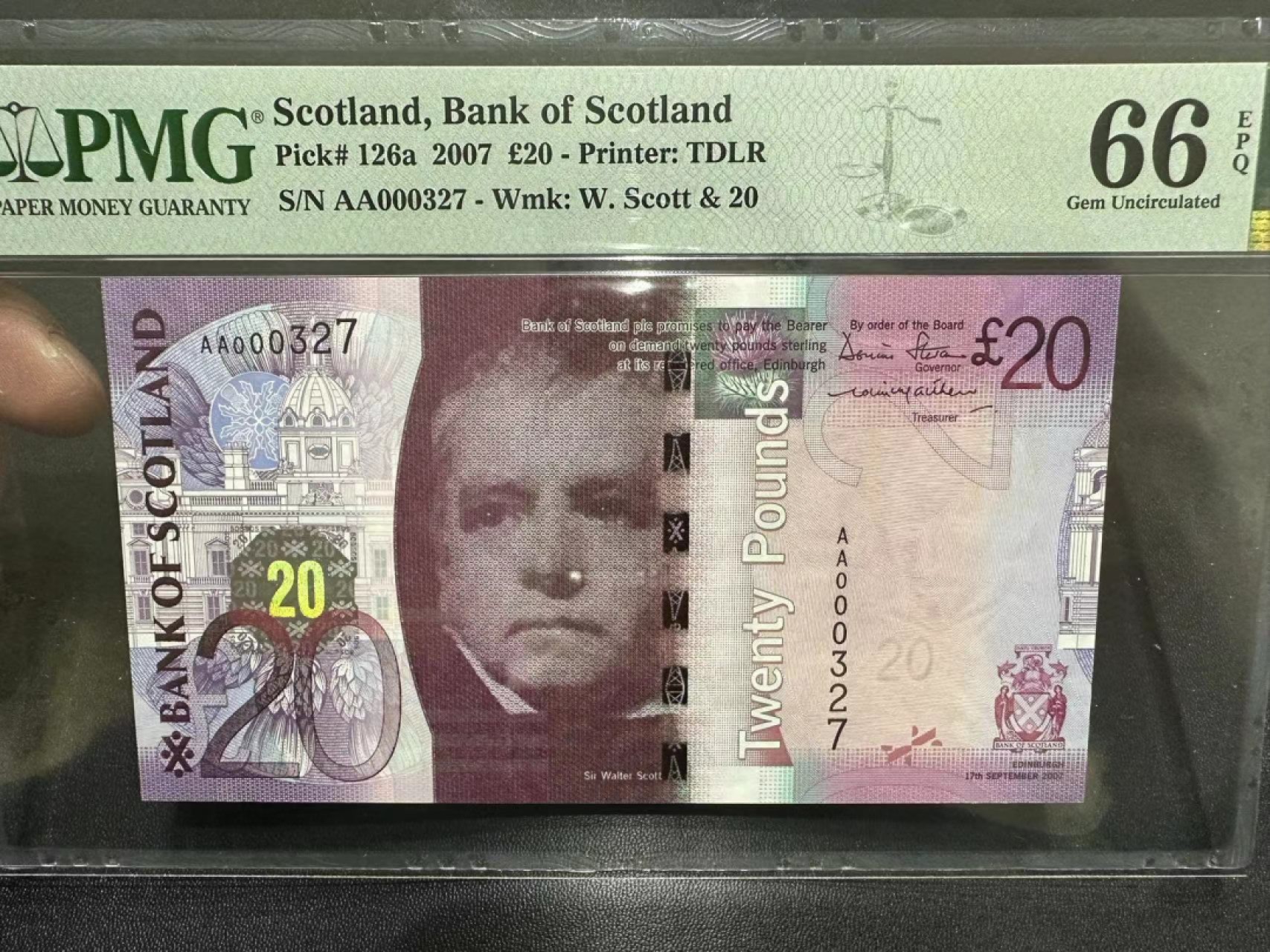 《外钞收藏家》第二百五十一期 2007年苏格兰20镑 AA首发冠 327号 PMG66