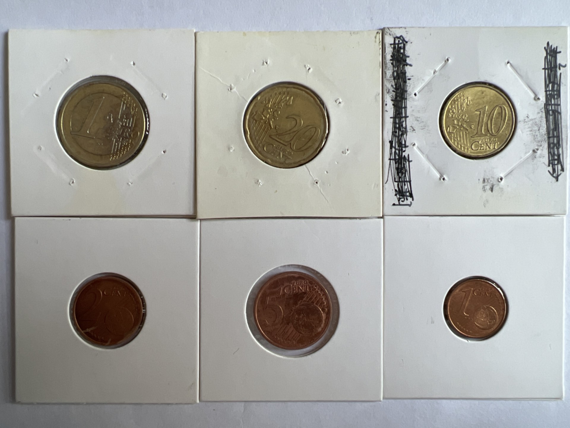 泡泡堂微拍第八十七幕硬币捡漏可累计专场👿👿，累计满二十元包邮，接受代拍业务 法国1999年一组六枚