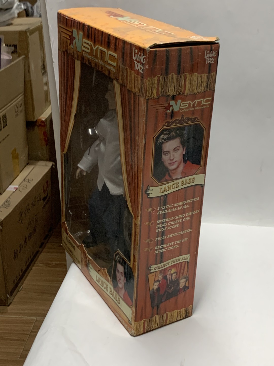 零元拍：LivingToyz 1/6 美国男团超级男孩NSYNC 《BYE BYE BYE》MV造型提线人偶 2000年的老古董了，全新无拆