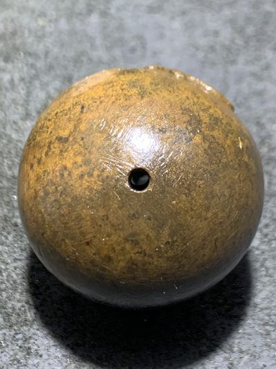 精美亚光原皮战国红玛瑙手工雕刻万字符，恶字大圆珠一颗 精美亚光原皮战国红玛瑙手工雕刻万字符，恶字大圆珠一颗