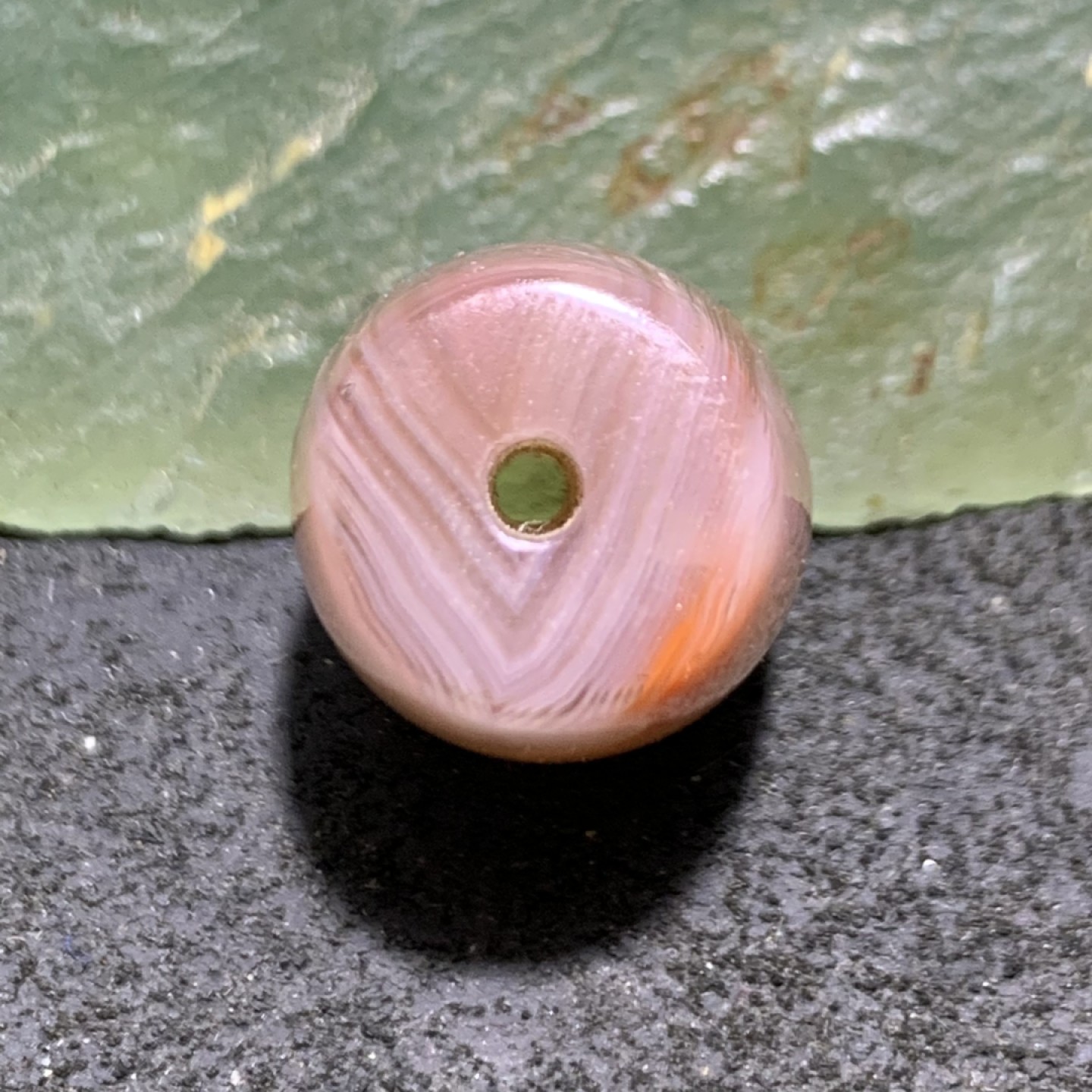 川料南红玛瑙荔枝冻随形桶珠一个