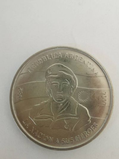 0起1加自动主持外国币章专场 - 阿根廷2007年2比索马岛战争25周年纪念币