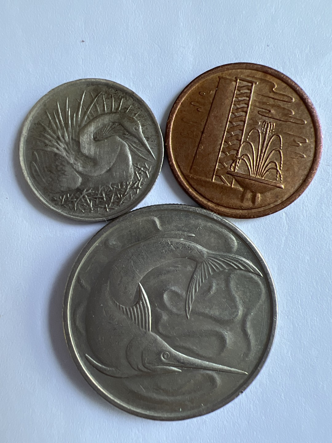 泡泡堂微拍第八十七幕硬币捡漏可累计专场👿👿，累计满二十元包邮，接受代拍业务 新加坡首版三枚