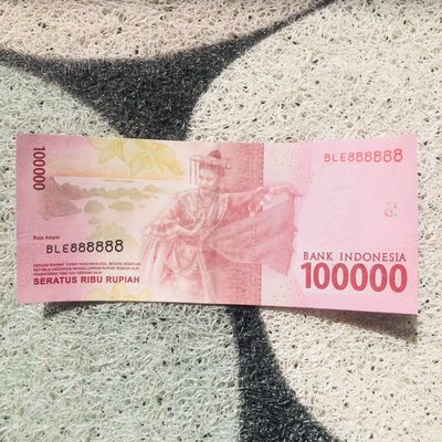 73rd ¥¥ 🐰亚洲钞3（靓号，纪念钞，评级钞，带册钞） - 印度尼西亚2019年100000盾，全同8（BLE888888）