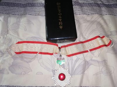 苏/俄/日章混拍 - 日本勋三等旭日中绶章 明治时代