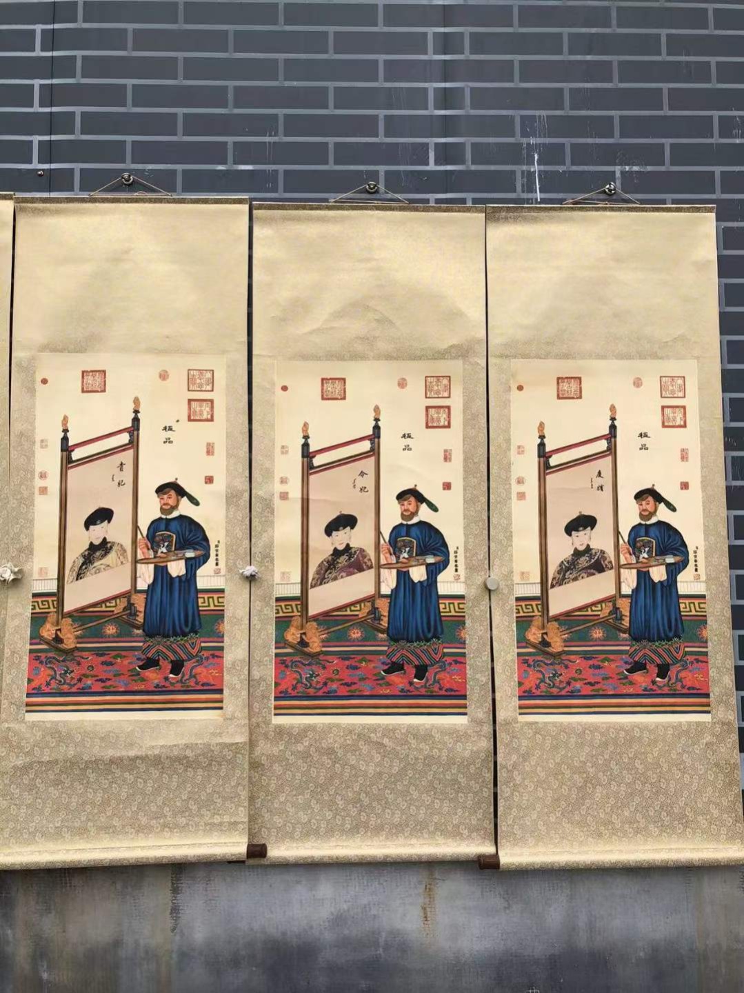 郎世宁手绘十二妃子画工精细 品相如图