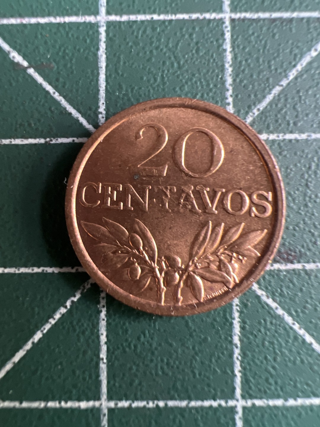 泡泡堂微拍第八十八幕硬币纸币捡漏可累计专场👿👿，累计满二十元包邮，接受代拍业务 葡萄牙20分