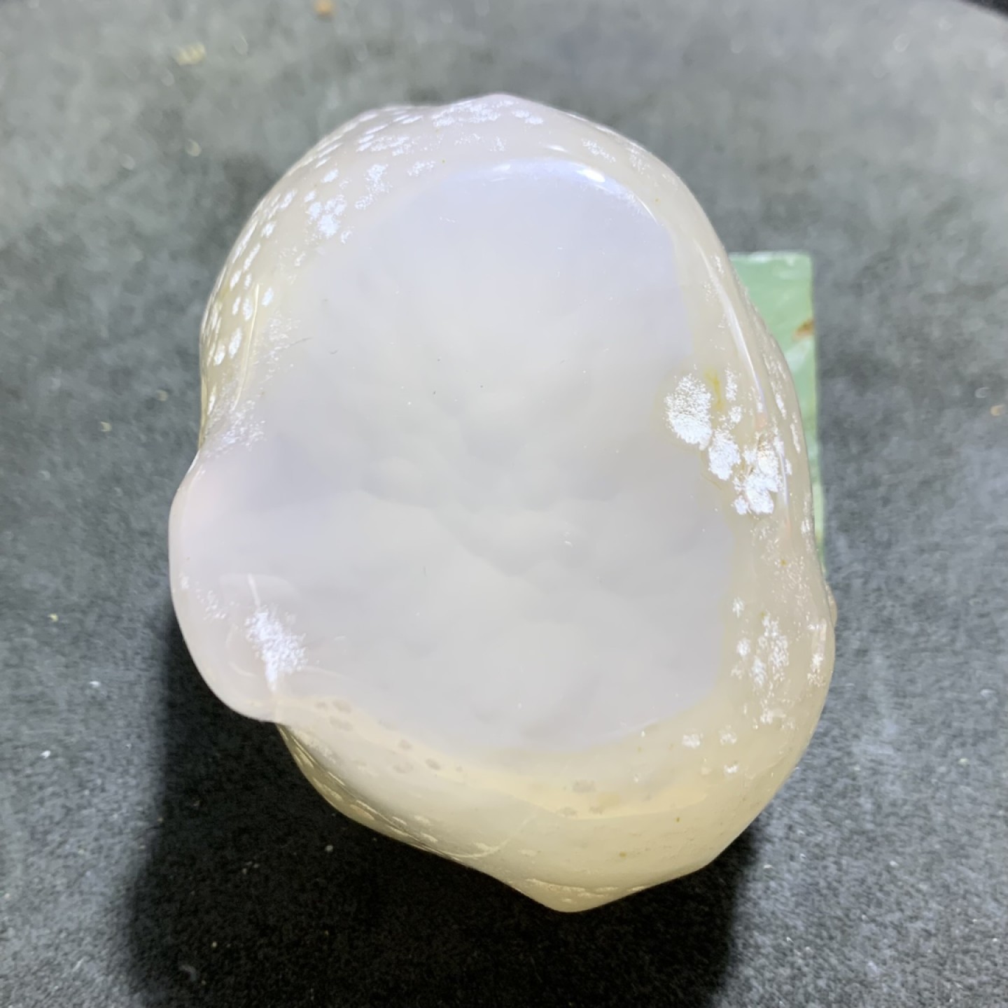 精美天然玛瑙原石打磨原石茶杯，笔洗一个，
