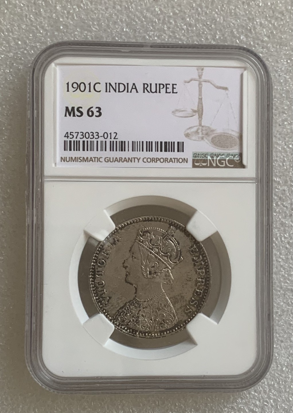 瓶子🏺第83期拍卖会 英属1901年维多利亚1卢比银币  NGC MS63