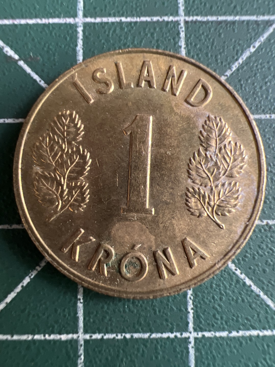 泡泡堂微拍第八十八幕硬币纸币捡漏可累计专场👿👿，累计满二十元包邮，接受代拍业务 冰岛1克朗