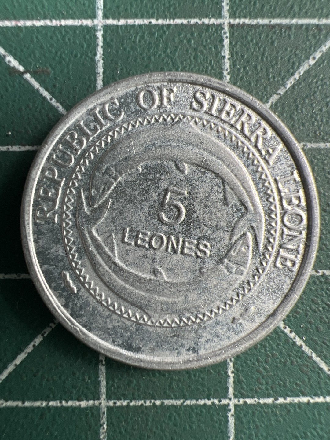 泡泡堂第269期  世界硬币 （无押金，捡漏，全场20包邮，偏远地区除外，接收代拍业务） 塞拉利昂鸡年生肖币