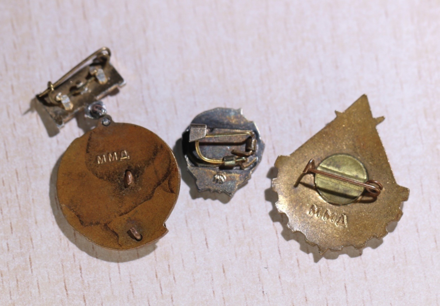 大猫徽章拍卖第218期  苏联证章一组五枚