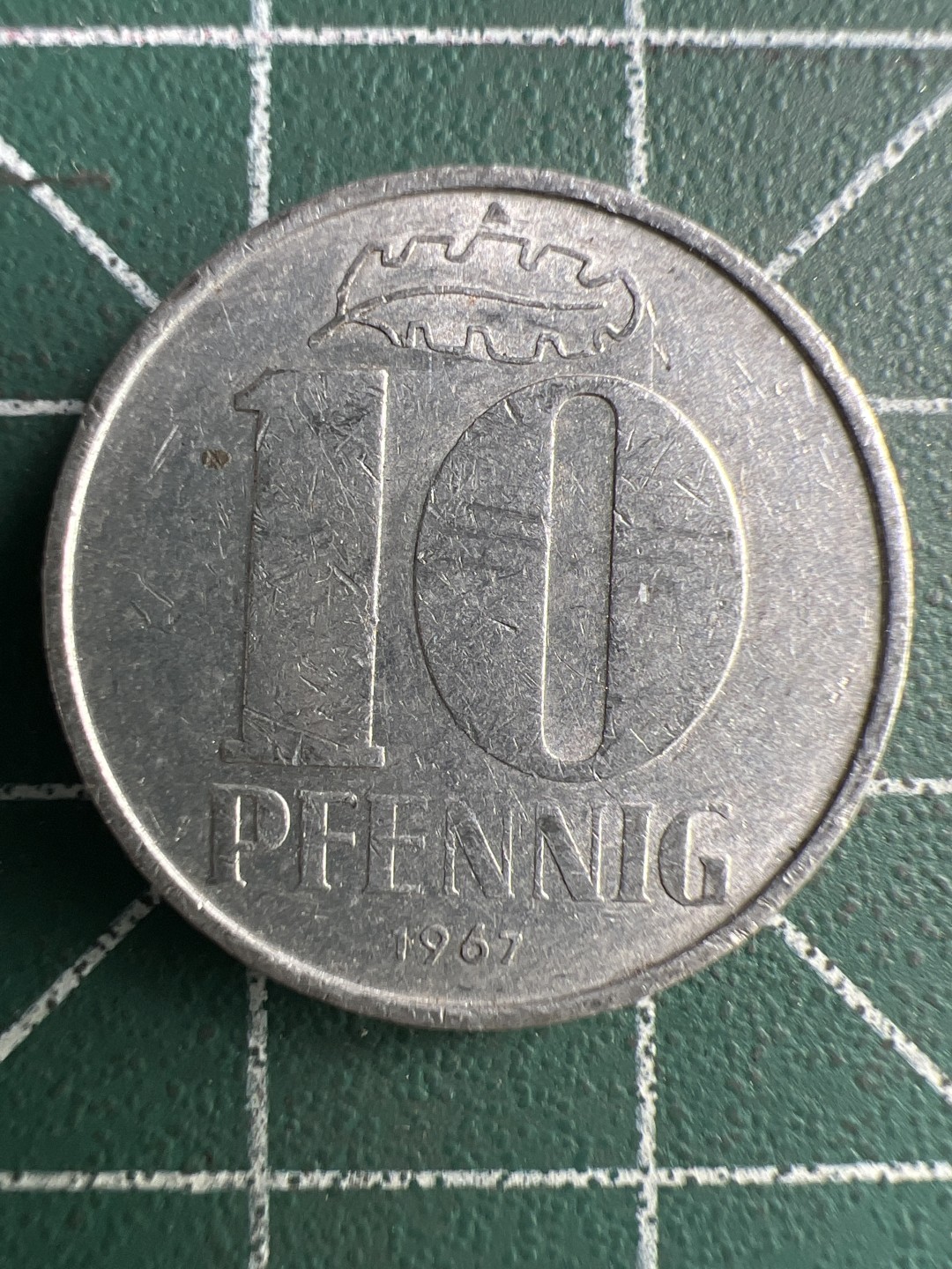 泡泡堂第253期  世界硬币 （无押金，捡漏，全场20包邮，偏远地区除外，接收代拍业务） 东德10芬尼