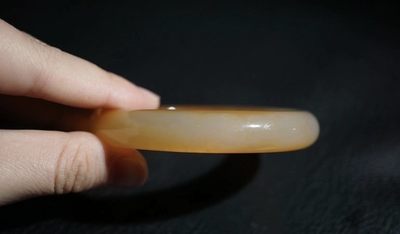 玉石翡翠玛瑙｜拍卖专场 老玛瑙｜缠丝纹玉镯｜内径59.8