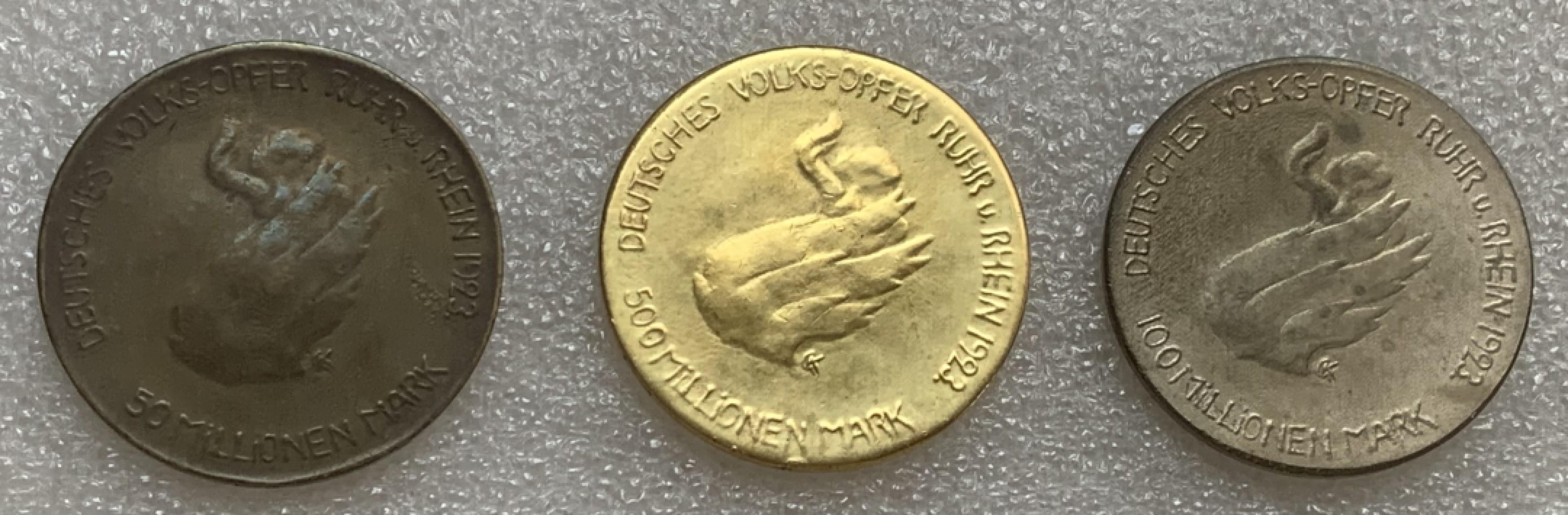 瓶子🏺第83期拍卖会 德国1923年紧张时期普罗米修斯铜镀金镀银3枚套