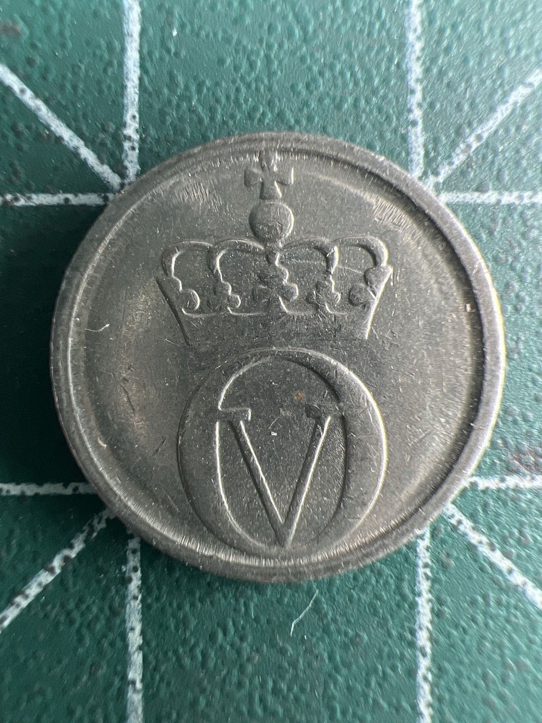 泡泡堂第269期  世界硬币 （无押金，捡漏，全场20包邮，偏远地区除外，接收代拍业务） 挪威10欧尔 小蜜蜂