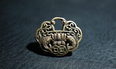 手串木器杂件｜精选拍卖专场 老铜｜双鱼锁挂件