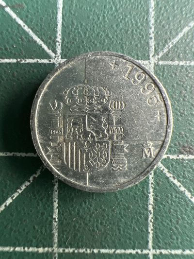 泡泡堂第254期  世界硬币 （无押金，捡漏，全场20包邮，偏远地区除外，接收代拍业务） 西班牙一比塞塔