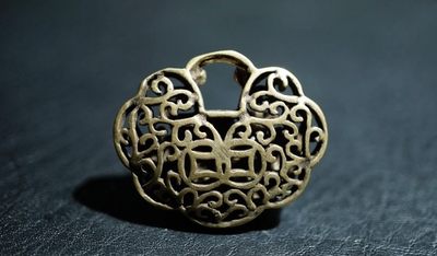 手串木器杂件｜精选拍卖专场 老铜｜双鱼锁挂件