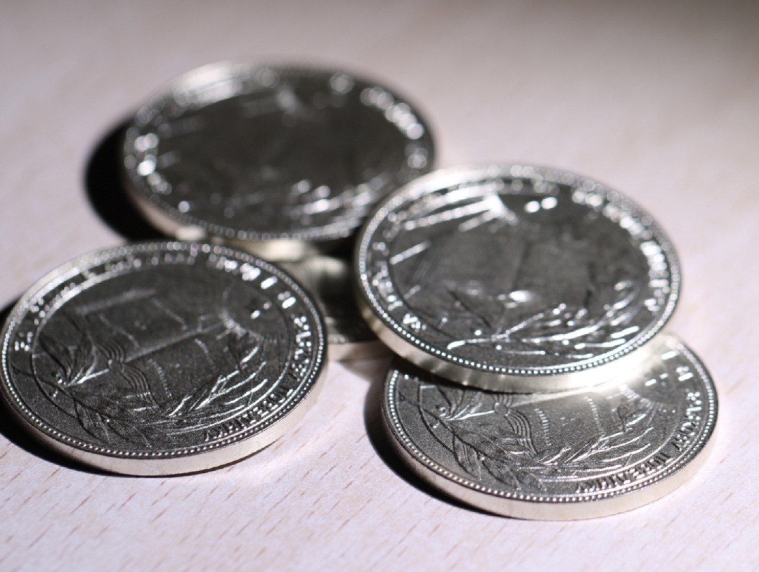 大猫徽章拍卖第218期  苏联银级全品学霸5枚 镀银