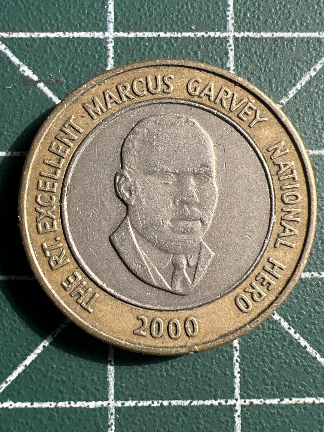 泡泡堂微拍第八十九幕硬币捡漏可累计专场👿👿，累计满二十元包邮，接受代拍业务 牙买加20元双色币