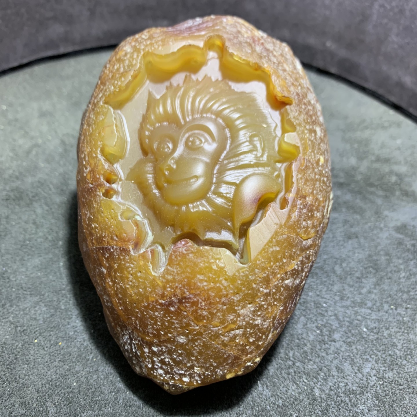 精美天然江料玛瑙原石雕刻齐天大圣孙悟空摆件，把件一个