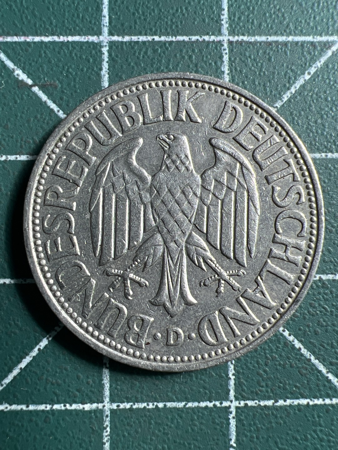 泡泡堂微拍第八十九幕硬币捡漏可累计专场👿👿，累计满二十元包邮，接受代拍业务 德国一德拉克马