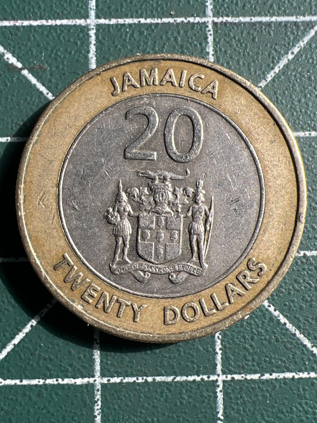 泡泡堂微拍第八十九幕硬币捡漏可累计专场👿👿，累计满二十元包邮，接受代拍业务 牙买加20元双色币