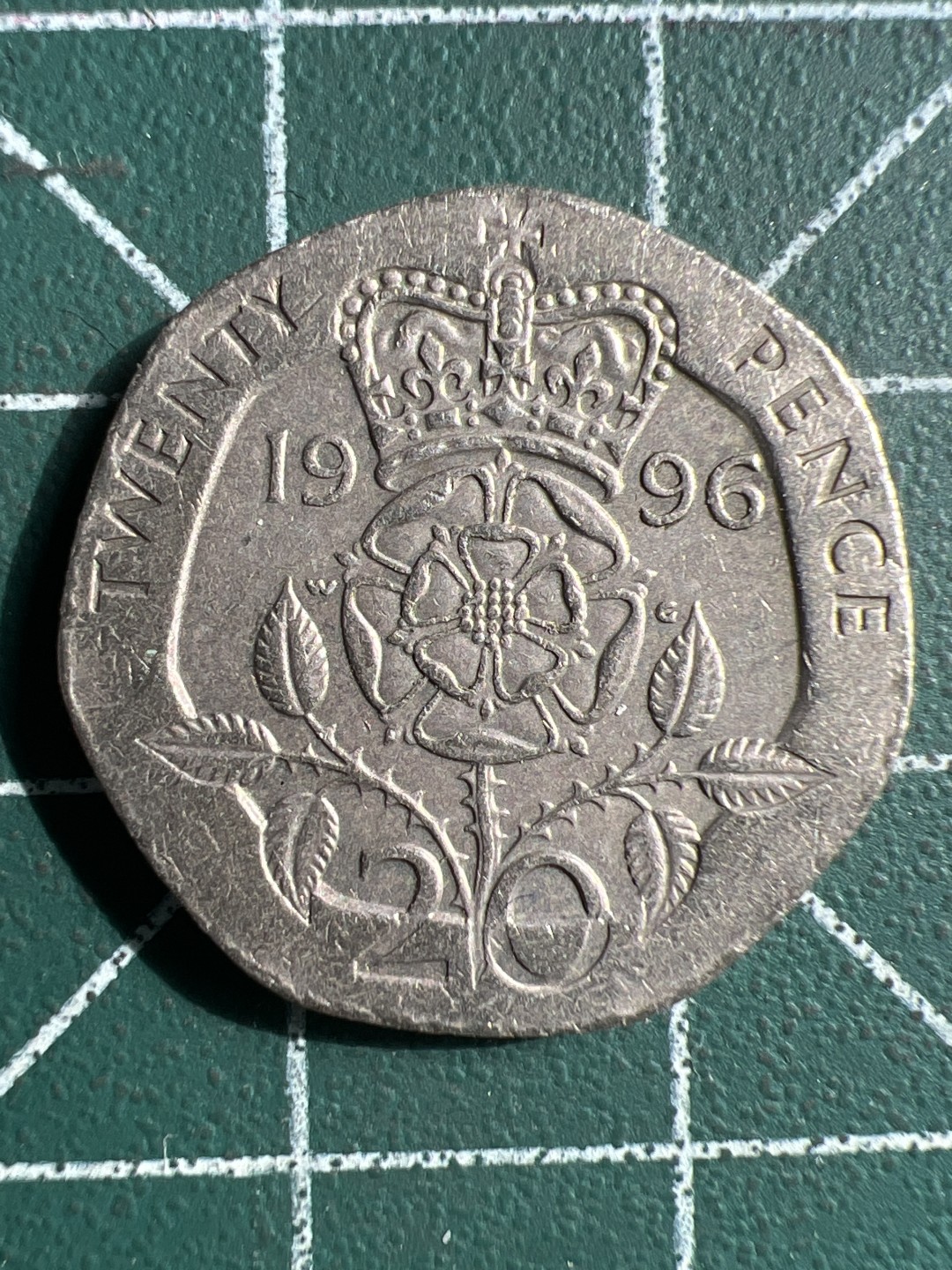 泡泡堂微拍第八十九幕硬币捡漏可累计专场👿👿，累计满二十元包邮，接受代拍业务 英国20便士