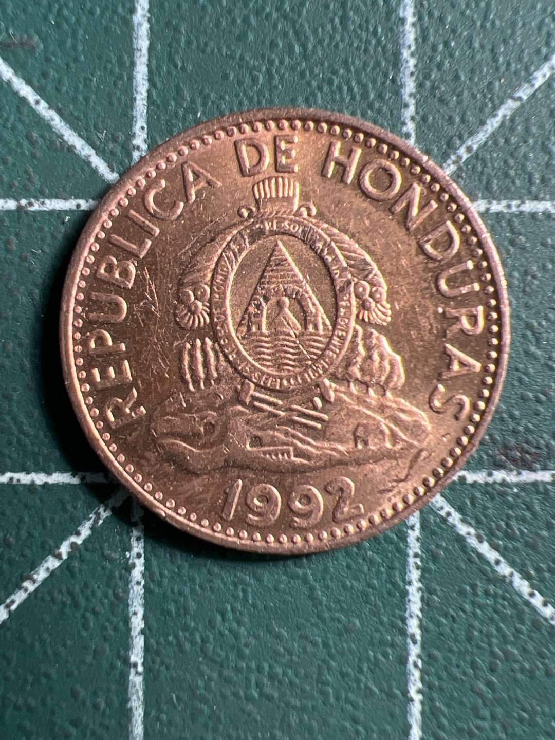 泡泡堂微拍第八十九幕硬币捡漏可累计专场👿👿，累计满二十元包邮，接受代拍业务 洪都拉斯一分