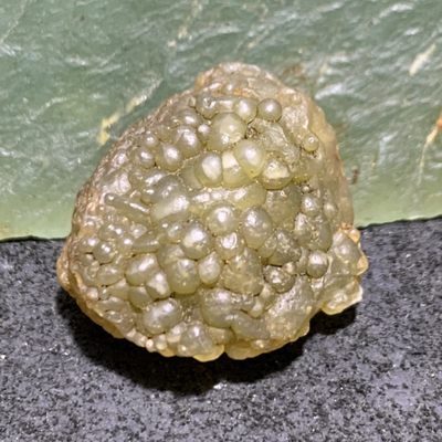精美戈壁鱼籽纹筋脉筋脉石小原石一颗， - 精美戈壁鱼籽纹筋脉筋脉石小原石一颗，