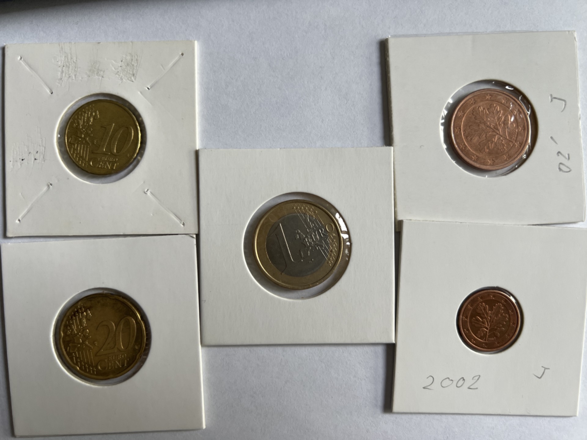 泡泡堂微拍第九十幕硬币捡漏可累计专场👿👿，累计满二十元包邮，接受代拍业务 德国2002年J版五枚