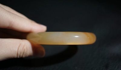 玉石翡翠玛瑙｜拍卖专场 老玛瑙｜缠丝纹玉镯｜内径59.8