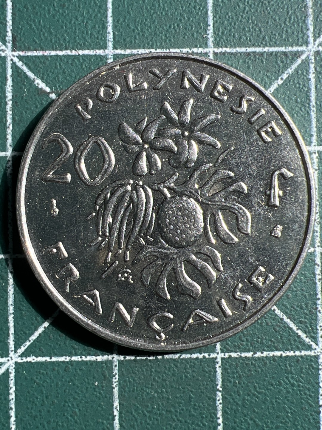 泡泡堂微拍第八十九幕硬币捡漏可累计专场👿👿，累计满二十元包邮，接受代拍业务 法属波里尼西亚20法郎