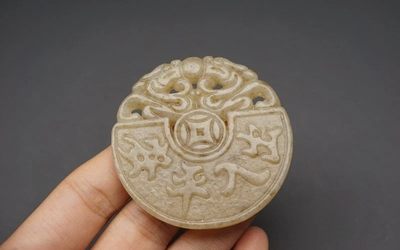 玉石翡翠玛瑙｜拍卖专场 - 地方玉｜明清风｜苏工雕刻·出入平安牌挂件